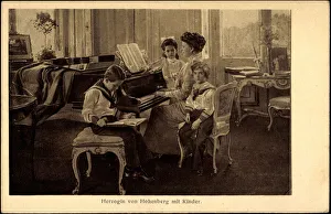 Ak Portrait of Duchess von Hohenberg on the piano with the children Ak Portrait of Duchess von Hohenberg on the piano with the children