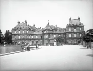 Prints of EPA4598521 Luxembourg Palace (French Senate), 6th Arrondissement, Paris (1905) by Captier Luxembourg Prints: Luxembourg Palace Print, 1905