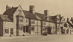 Bell Inn, near Huntingdon where Stilton cheese was first sold and promoted (b/w photo) Bell Inn, near Huntingdon where Stilton cheese was first sold and promoted (b/w photo)