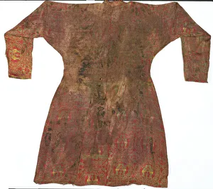 Brightly coloured Seljuk lampas robe, Central Asia, 11th - 12th century (silk) (see also 430214) Brightly coloured Seljuk lampas robe, Central Asia, 11th - 12th century (silk) (see also 430214)