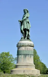 Colossal statue of Vercingetorix (72-46 BC), Gallic leader - Sculpture of Millet Aime Colossal statue of Vercingetorix (72-46 BC), Gallic leader - Sculpture of Millet Aime