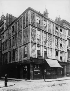 Corner of Fore Street and Milton Street, c.1884 (b/w photo) Corner of Fore Street and Milton Street, c.1884 (b/w photo)