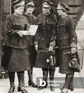 London Underground History Prints: Women working as porters, guards and inspectors on the London underground railway during World War One