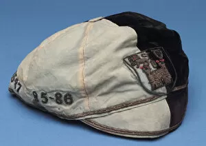 Decorative cap, late 19th century (velvet)