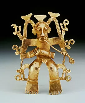 Diquis culture costumed figure pendant, 700-1550 (gold)
