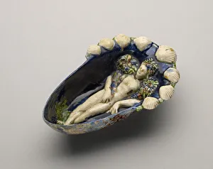 Dish (glazed ceramic) Dish (glazed ceramic)