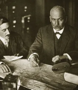 Dr Vasquez Gomez at the Imperial Hotel in New York, 1911 (b/w photo) Dr Vasquez Gomez at the Imperial Hotel in New York, 1911 (b/w photo)