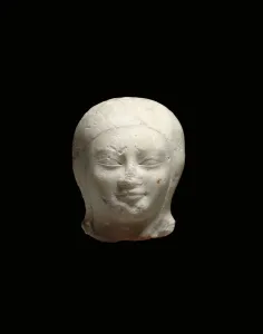 East Greek head of a Kore, Archaic period, c.550-530 BC(marble) East Greek head of a Kore, Archaic period, c.550-530 BC(marble)
