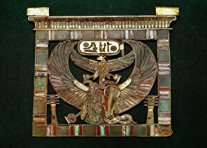 Vulture Gallery: Egyptian antiquite: pectoral of Pharaoh Ramses II (1279-1213 BC) 19th Dynasty