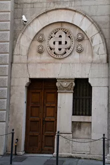 Entrance to the Jewish Synagogue of Trieste, 1908-1912 (photo)