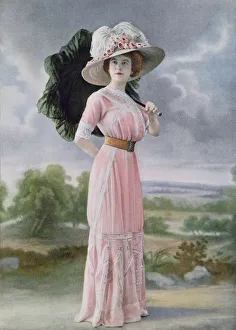 Fashionable beach wear by Rivain & Cie, 1910 (colour litho) Fashionable beach wear by Rivain & Cie, 1910 (colour litho)