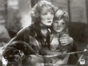 Still from the film Blonde Venus with Marlene Dietrich and Dickie Moore Still from the film Blonde Venus with Marlene Dietrich and Dickie Moore