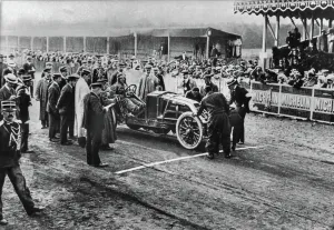 Corsica Gallery: First Grand Prix de France, Le Mans, 13th June 1906 (b/w photo)