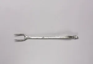 Fork with Animal Hoof Finial (Ornament), 300s (silver) Fork with Animal Hoof Finial (Ornament), 300s (silver)
