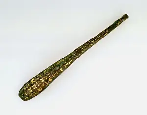Garment clasp (kou) 5th-4th century BC (bronze) Garment clasp (kou) 5th-4th century BC (bronze)