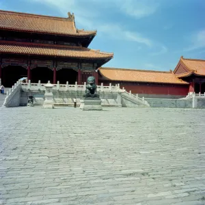 The Gate of Supreme Harmony (Taihe men) Ming Dynasty, 1420 (photo) The Gate of Supreme Harmony (Taihe men) Ming Dynasty, 1420 (photo)