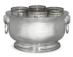 Alexander Hamilton Gallery: George Washingtons wine cooler (sheffield-plated silver)