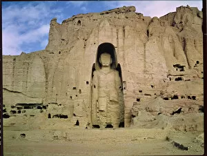 Bamiyan Gallery: Giant standing Buddha, 5th-6th century (stone)
