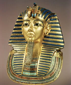 Images Dated 1st September 2006: The gold funerary mask, from the tomb of Tutankhamun (c