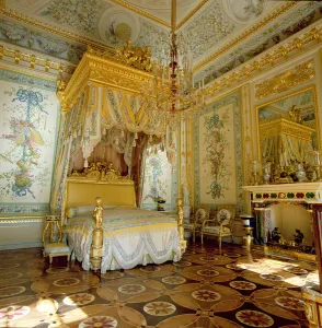 Grand Duchess Maria Feodorovna's State Bedchamber (photo) Grand Duchess Maria Feodorovna's State Bedchamber (photo)