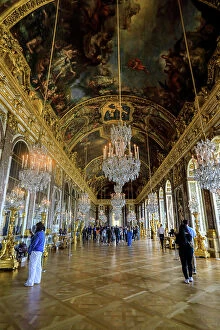 Castle Of Versailles Collection: Hall of Mirrors, Palace of Versailles (photo)