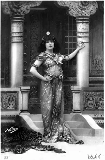Henriette Rosine Bernard aka Sarah Bernhardt (1844-1923) as Izeyl, postcard, (b/w photo) Henriette Rosine Bernard aka Sarah Bernhardt (1844-1923) as Izeyl, postcard, (b/w photo)