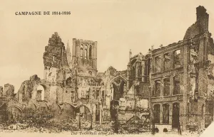 Hotel de Ville after the bombardment, Ypres, 1915 (b/w photo) Hotel de Ville after the bombardment, Ypres, 1915 (b/w photo)