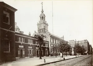 Independence Hall, Chestnut Street, South Side between 5th and 6th Streets Independence Hall, Chestnut Street, South Side between 5th and 6th Streets