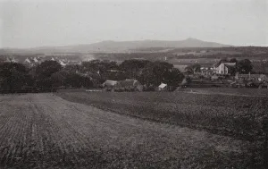 Railway Line Gallery: Kemnay (b / w photo)