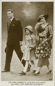 King George VI and Queen Elizabeth with Princess Elizabeth (b/w photo) King George VI and Queen Elizabeth with Princess Elizabeth (b/w photo)