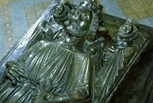 Bishop Of Worcester Gallery: King Johns Tomb with two miniature figures of St. Wulstan and St. Oswald, 1232