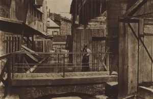 Les bords de la Bievre au bas de la rue des Gobelins (b/w photo) Les bords de la Bievre au bas de la rue des Gobelins (b/w photo)