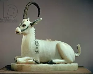 Images Dated 18th January 2007: Lid of an unguent jar in the form of an ibex, from the tomb of Tutankhamun (c