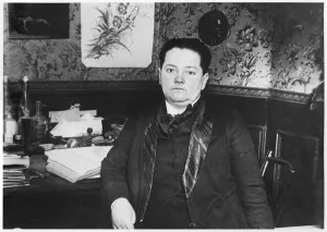 Madeleine Pelletier (1874-1939) c.1910 (b/w photo) Madeleine Pelletier (1874-1939) c.1910 (b/w photo)