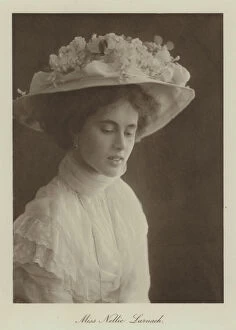 Miss Nellie Larmach (b / w photo)