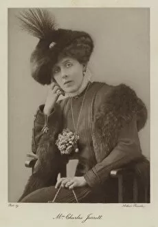 Mrs Charles Jarrott (b / w photo)