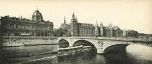 Paris, La Conciergerie et la Tribunal de Commerce, The Conciergerie and Court of Trade Paris, La Conciergerie et la Tribunal de Commerce, The Conciergerie and Court of Trade