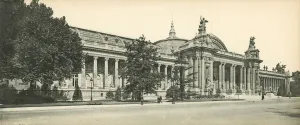 Paris, Le Grand-Palais des Champs-Elysees, Great Palace of Champs Elysees (b/w photo) Paris, Le Grand-Palais des Champs-Elysees, Great Palace of Champs Elysees (b/w photo)