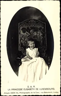 Passepartout Ak Princess Elisabeth of Luxembourg, armchair, toddler (b/w photo) Passepartout Ak Princess Elisabeth of Luxembourg, armchair, toddler (b/w photo)