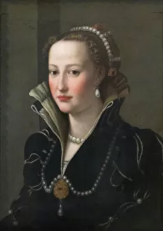 Medici Family Collection: Portrait of a lady, possibly Isabella de Medici, 16th century (panel)