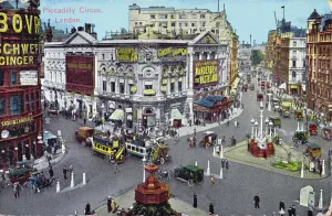 Postcard depicting Piccadilly Circus c.1928 (colour litho) Postcard depicting Piccadilly Circus c.1928 (colour litho)