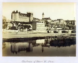 Postcard depicting the royal castle of Pau where King Henri IV of France Postcard depicting the royal castle of Pau where King Henri IV of France