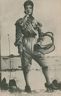Postcard of an oyster fisher, sent in 1913 (b/w photo)