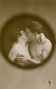 Postcard of a young man and woman kissing as viewed through a peephole, sent in 1913 (b/w photo) Postcard of a young man and woman kissing as viewed through a peephole, sent in 1913 (b/w photo)