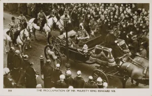 The proclamation of King Edward VIII (b/w photo) The proclamation of King Edward VIII (b/w photo)