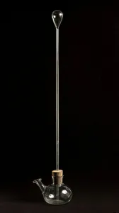 Reproduction of the thermoscope used by astronomer Galileo Galilei (Galilee) (1564-1642 Reproduction of the thermoscope used by astronomer Galileo Galilei (Galilee) (1564-1642