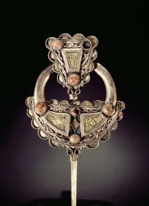 The Roscrea Brooch, from Roscrea, County Tipperary (silver, gold and amber) The Roscrea Brooch, from Roscrea, County Tipperary (silver, gold and amber)