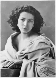 Sarah Bernhardt (1844-1923) in costume, c.1860 (b/w photo) Sarah Bernhardt (1844-1923) in costume, c.1860 (b/w photo)