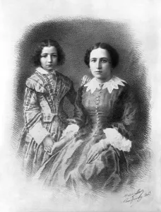 Sarah Bernhardt and her mother? (1844-1923) (b/w photo) Sarah Bernhardt and her mother? (1844-1923) (b/w photo)