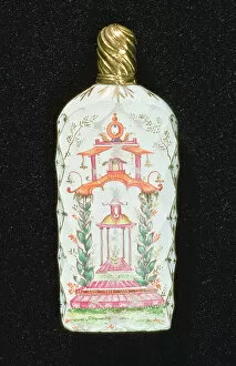 Images Dated 25th January 2012: Scent bottle decorated with a pagoda